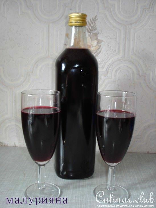 Ликёр из чёрной смородины