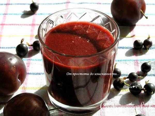 Томатный коктейль с крыжовником и кока-колой