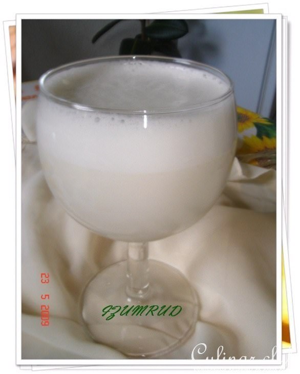 Миндальное молоко