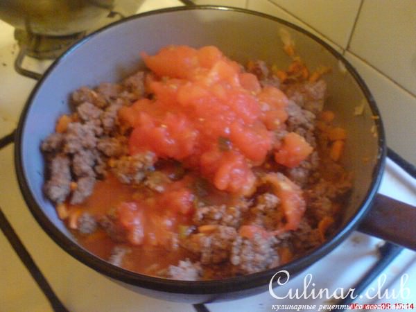 Блинчики с соусом болоньез