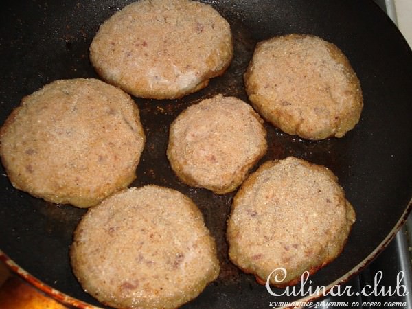 ОЛАДЬИ ИЗ КУРИНОЙ ПЕЧЁНКИ С ТВОРОГОМ