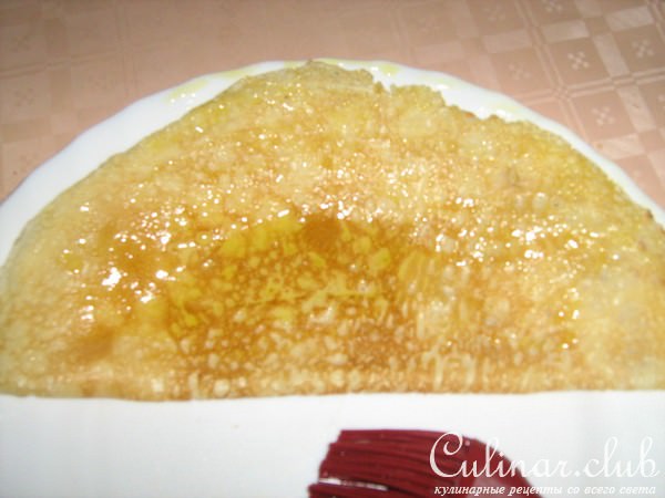 Апельсиновые блины с апельсиновым же соусом