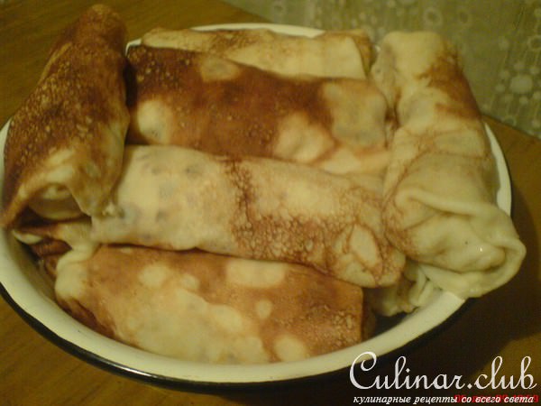 Блинчики с соусом болоньез