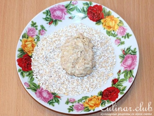 Яблочные сырники в панировке из овсяных отрубей