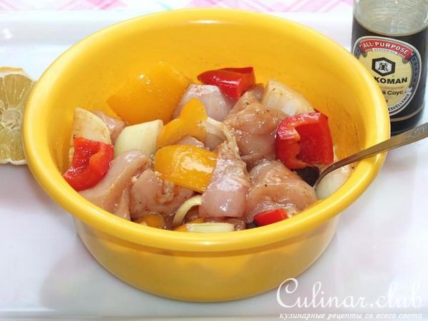 Шашлык по-гречески. Сувлаки из куриной грудки