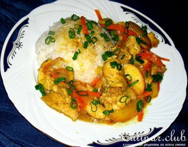 Куриная грудка-кари с яблоками