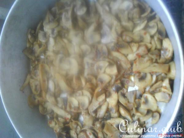 запеканка с грибами ,картошкой и курицей
