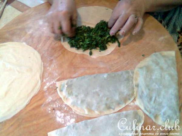 Кутабы с зеленью