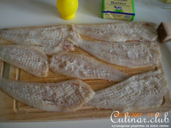 Рыбные рулеты с шампиньонами