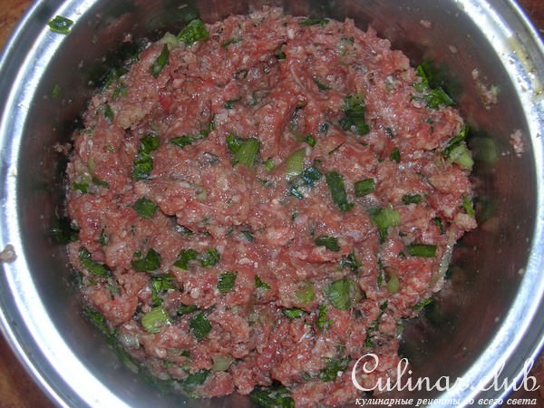 котлеты с начинкой из оливок с сыром