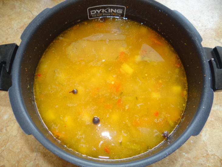 Рассольник с куриными сердечками в мультиварке (ФМ)