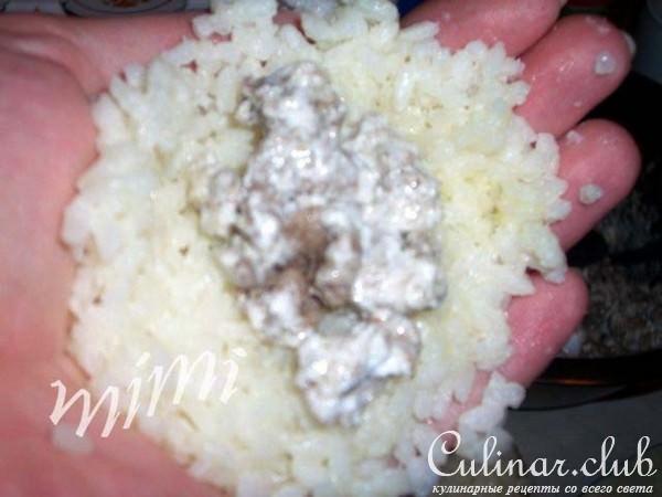 рисовые колобки с мясом и брынзой