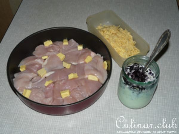Куриные грудки с базиликом и чесноком