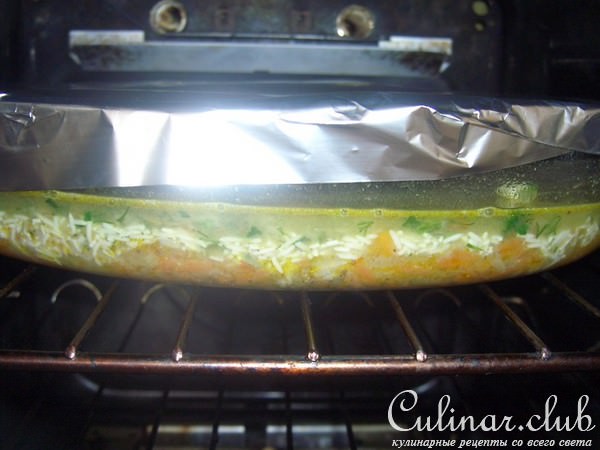 курица запеченая под рисом