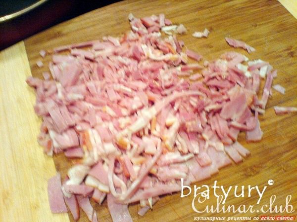 Pizza con pancetta e broccoli - Пицца с беконом и брокколи