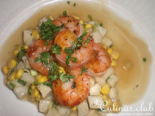 Грилованые медовые шримпсы с вкусным и простым салатом.