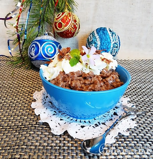 Рисовая каша в шоколаде.