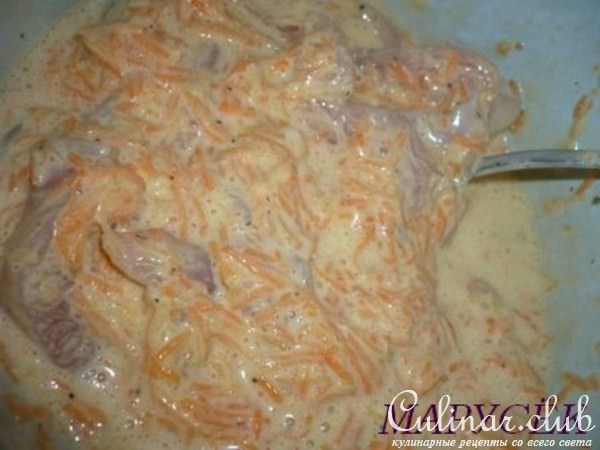 Куриные филейки в морковном кляре с гарниром