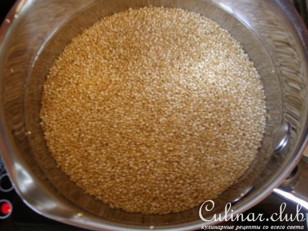 Каша из киноа с орехами, медом и сливками. Тест-драйв.