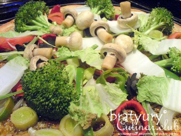 Pizza con pancetta e broccoli - Пицца с беконом и брокколи