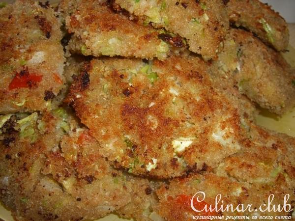Капустные котлеты с помидорами