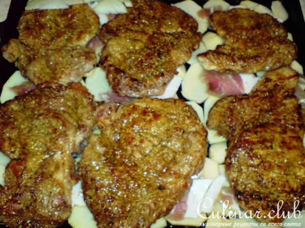 Мясо запеченое с картофелем