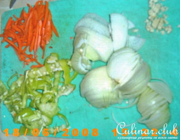 Пирог слоеный с баклажанами