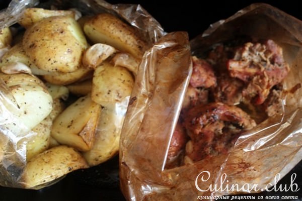Запеченные свиные ребрышки с ароматным картофелем