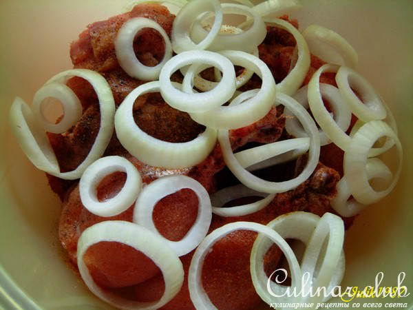 Куринные ножки под томатно-овощной шубкой