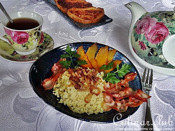 Пшённые хлопья с беконом и тыквой.