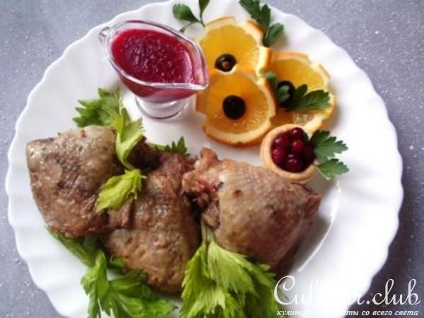 Курица в белом вине под клюквенно- апельсиновым соусом. Тест-драйв.