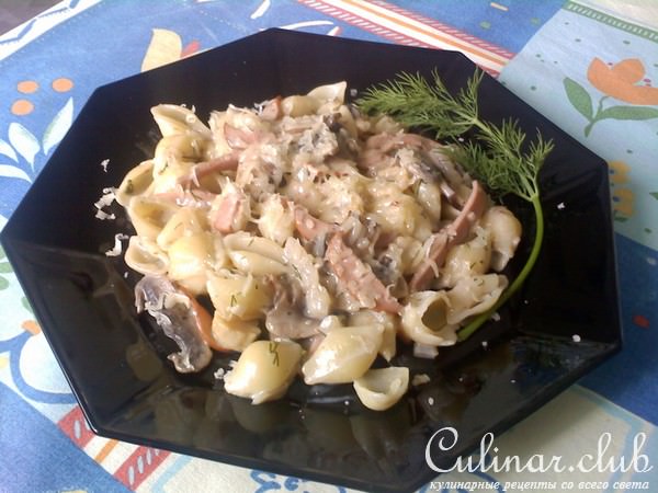 Ракушки с грибным соусом