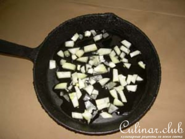 Курица с яблоками