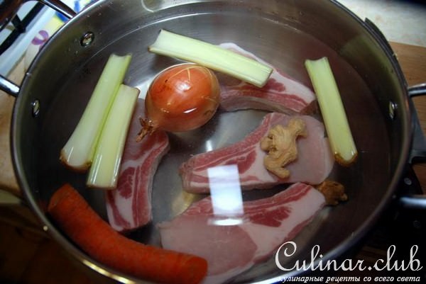 Мяско на косточке с кисло-сладким соусом