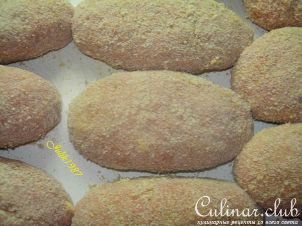Котлеты с начинкой по гречески