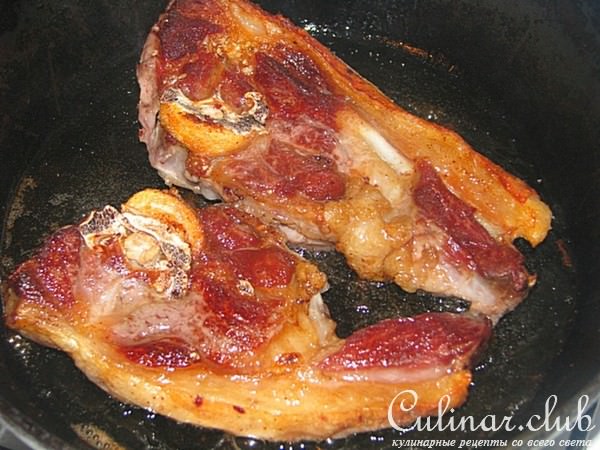 Баранина пряная с сухофруктами.