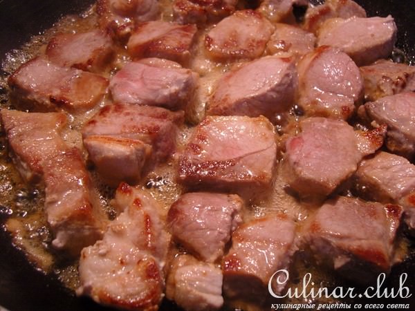 Гуляш из свинины