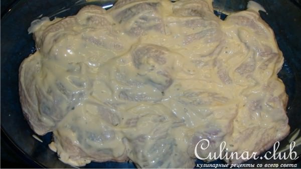 Куриные крылышки фаршированные шампиньонами с луком пореем.
