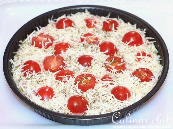 Кабачковый пирог с беконом