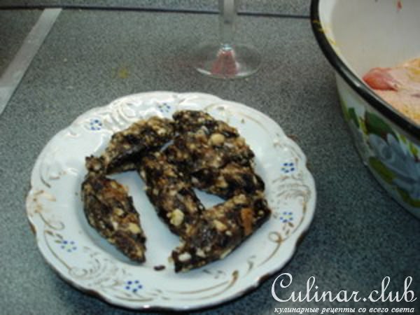 Окорочка фаршированные,черносливом с грецкими орехами, да с печеным картофелем на гарнир"