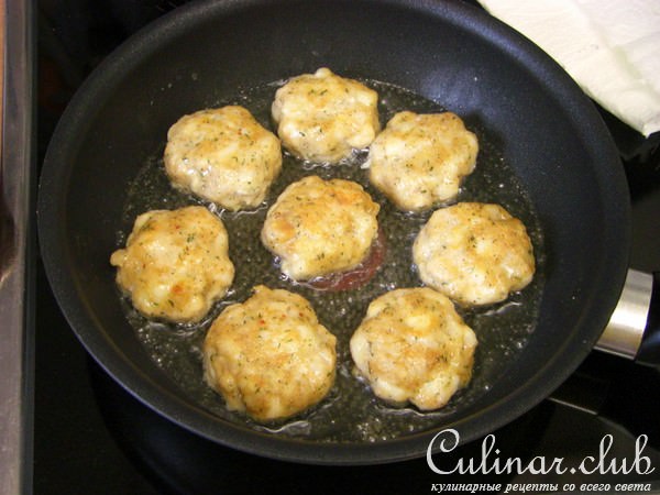 Мини котлетки рыбные с жаренной картошкой