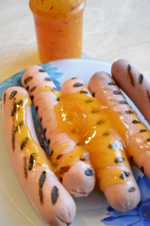 Хот-доги с сосисками гриль