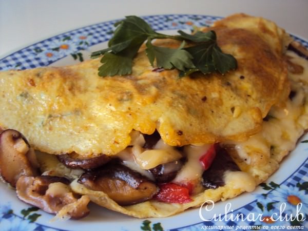 Омлет с грибами, сыром и перцем / Рецепт заботливого мужа:)