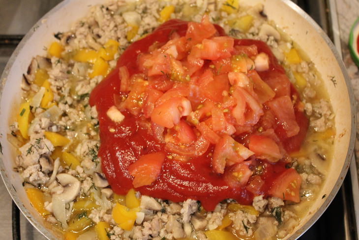Спагетти с мясным соусом