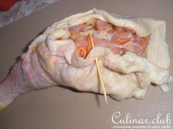 "Фаршированные куринные голени"