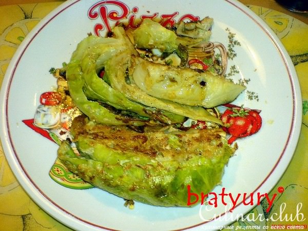 Капуста, поджаренная восемью секторами