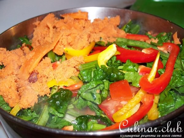 Куриные грудки приготовленые в листьях кукурузных початков!