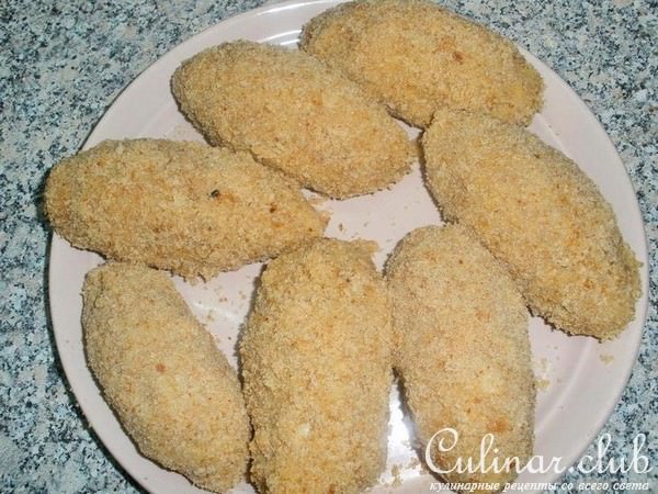 Куриные котлеты со сливочно_ореховой начинкой