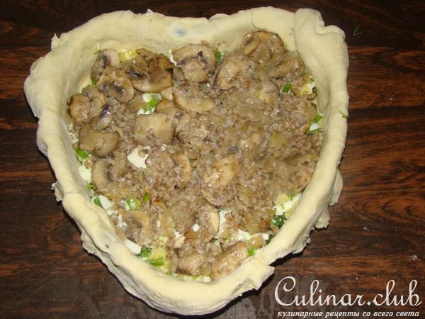 Многослойный закусочный пирог.
