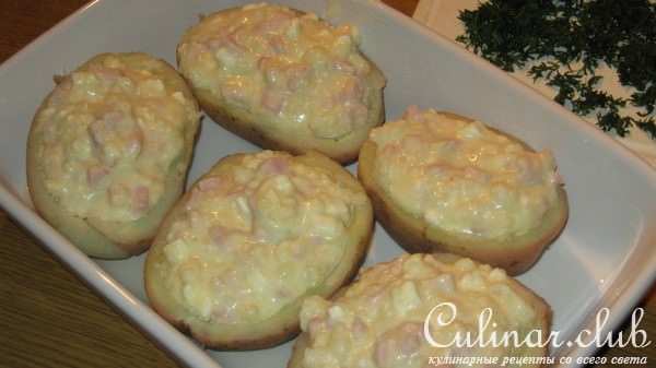 Картофель запеченный с ветчиной и брынзой (Кулинарный алфавит)
